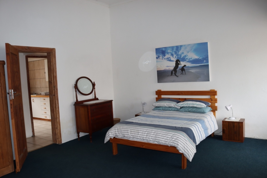 7 Bedroom Property for Sale in Kleinmond Western Cape